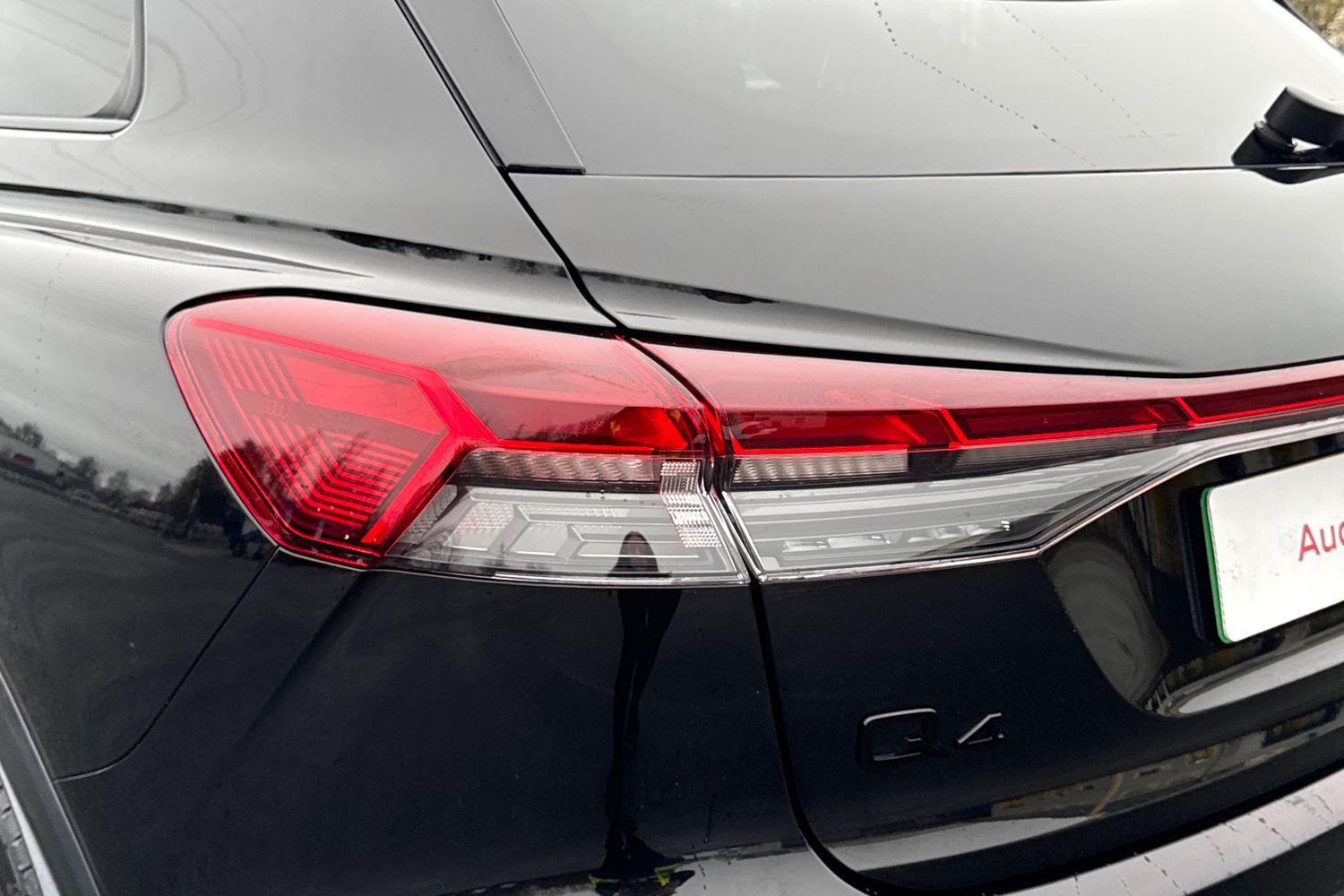 Used Audi Q4 e-tron 2025 for sale - 76723944: Photo 8