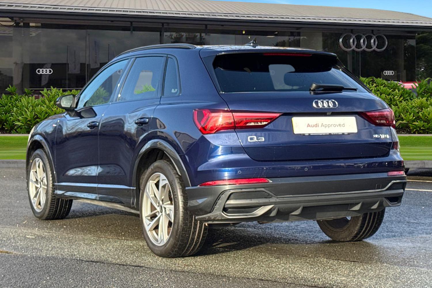 Used Audi Q3 2022 for sale - 76884259: Photo 2