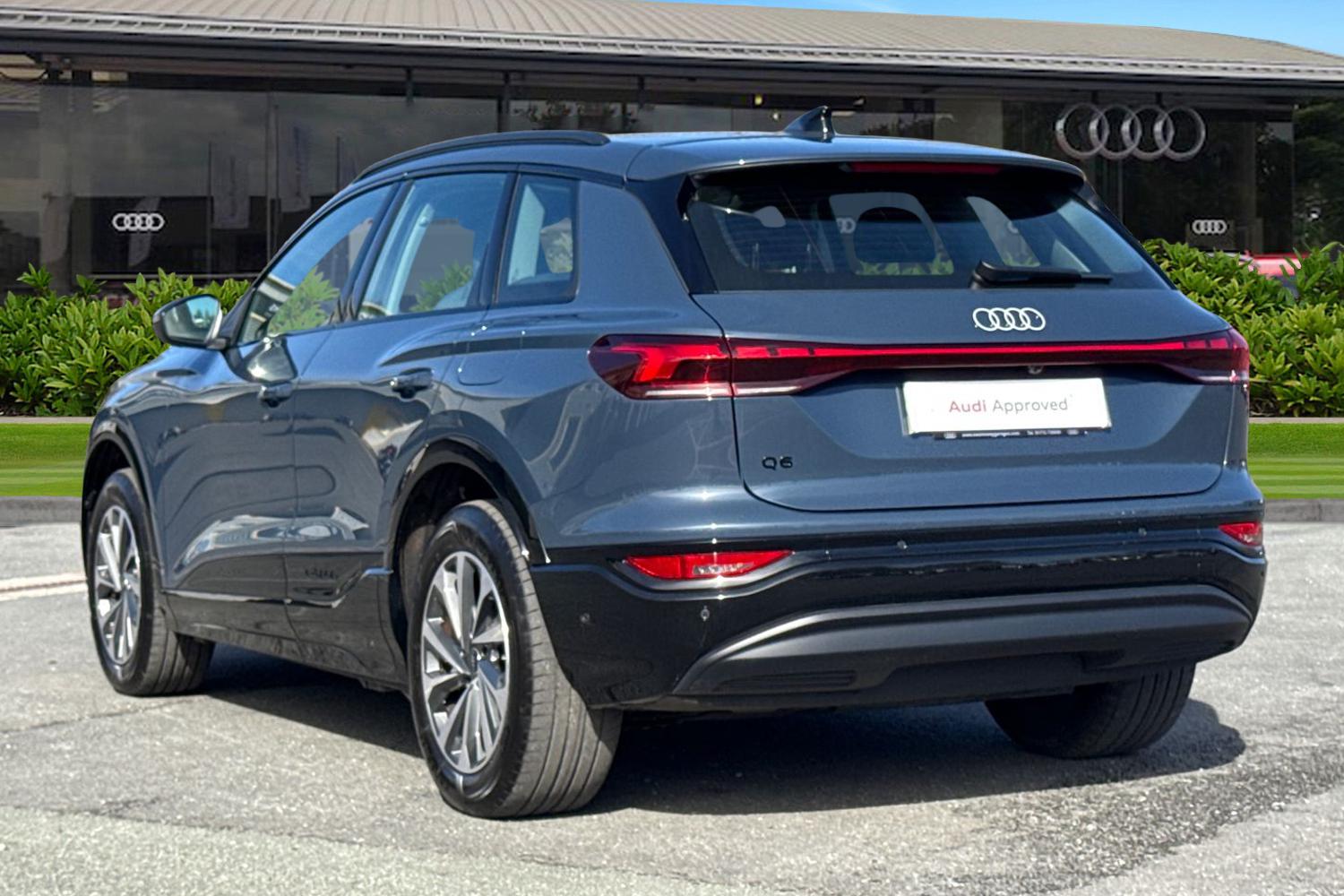 Used Audi Q6 e-tron 2025 for sale - 77928906: Photo 2