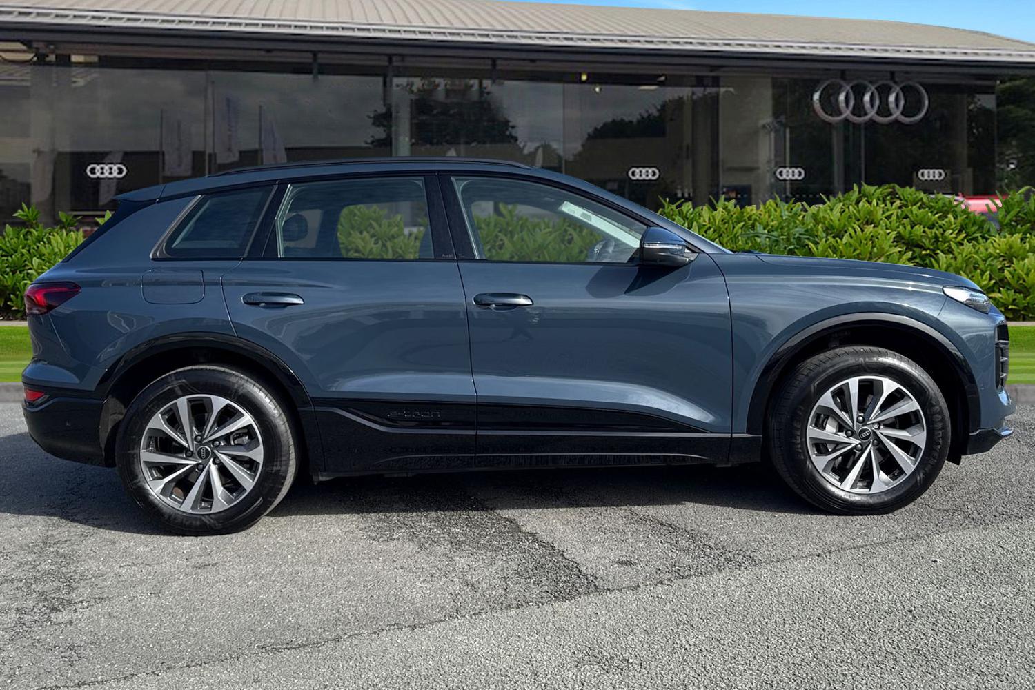 Used Audi Q6 e-tron 2025 for sale - 77928906: Photo 3