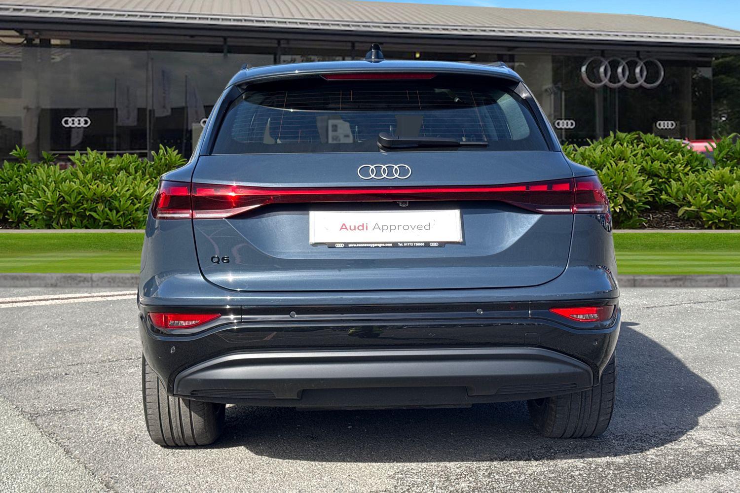 Used Audi Q6 e-tron 2025 for sale - 77928906: Photo 4