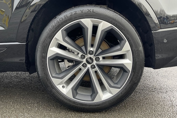 Used Audi Q8 2025 for sale - 73970895: Photo 11