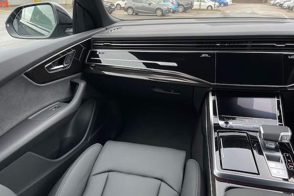 Used Audi Q8 2025 for sale - 73970895: Photo 19