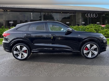 Used Audi Q5 2025 for sale - 77494112: Photo