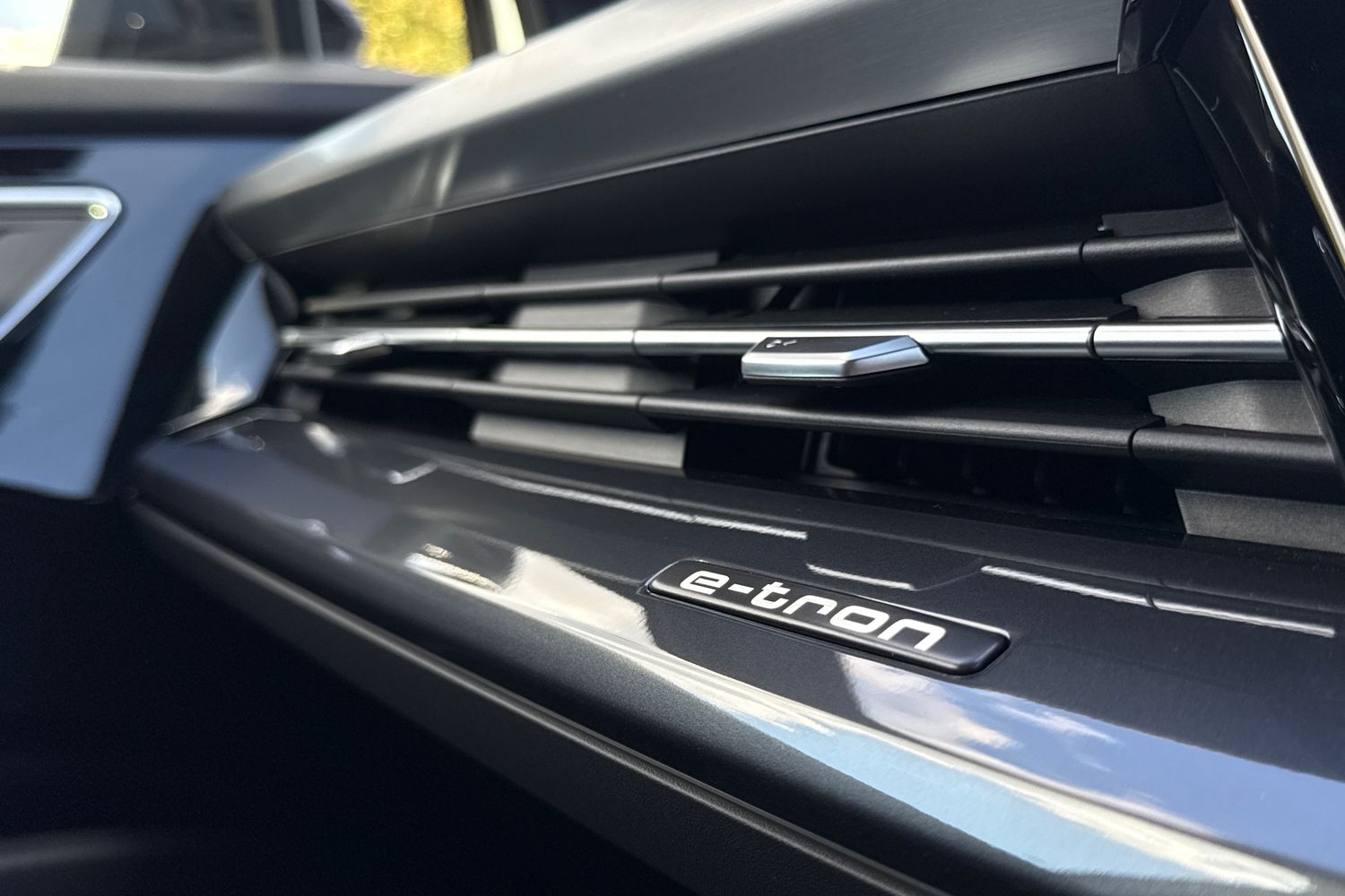 Used Audi Q4 e-tron 2025 for sale - 76705595: Photo 48