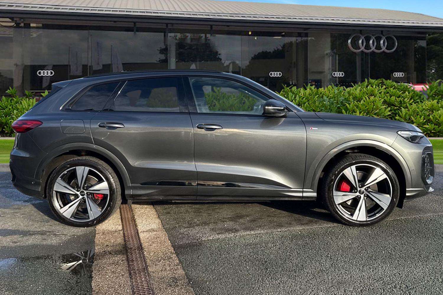 Used Audi Q5 2025 for sale - 76916504: Photo 3