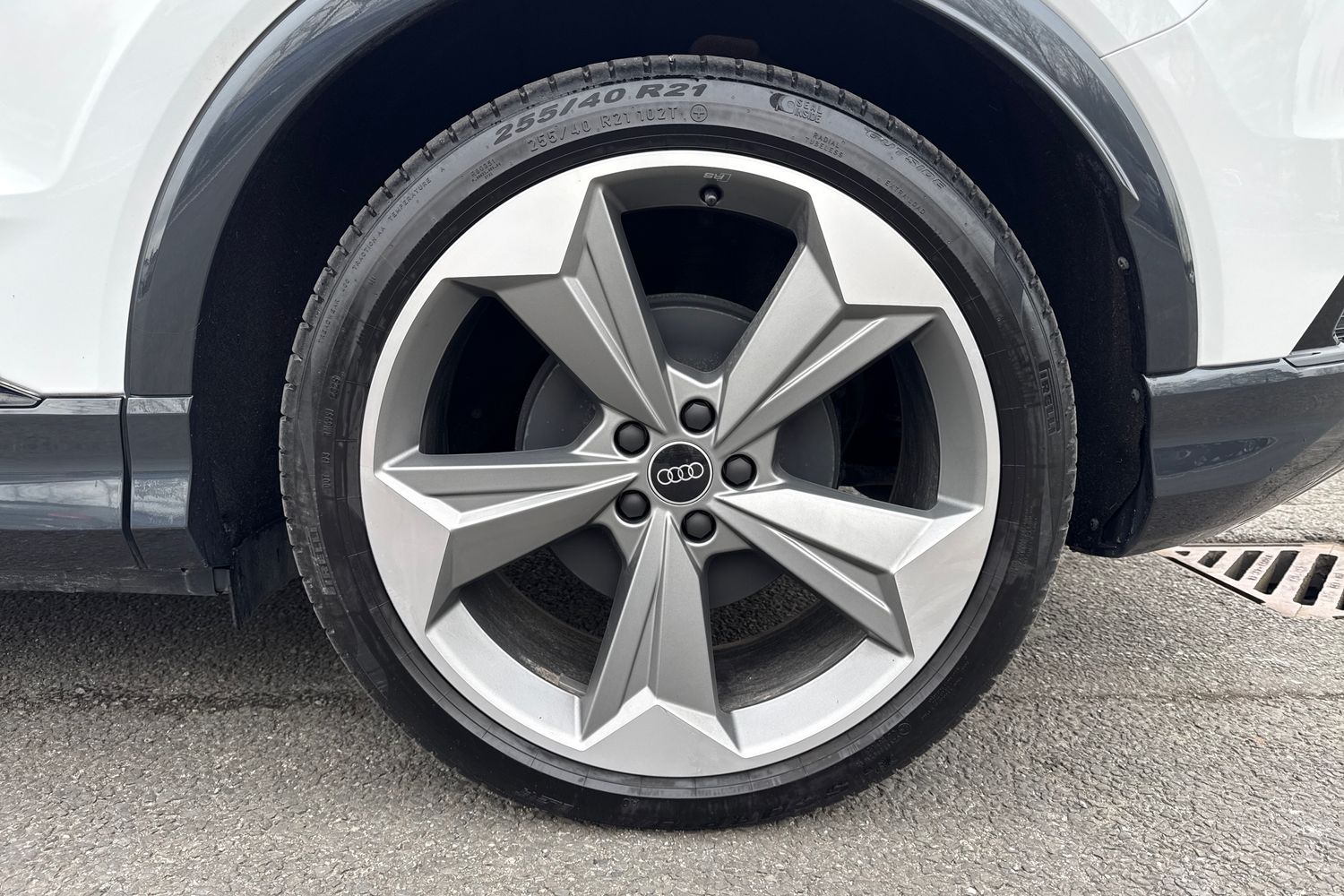 Used Audi Q4 e-tron 2025 for sale - 77601640: Photo 11