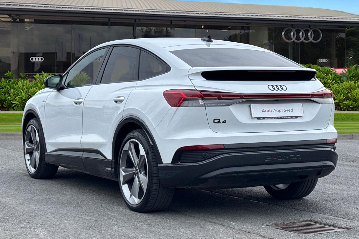 Used Audi Q4 e-tron 2025 for sale - 77601640: Photo 2