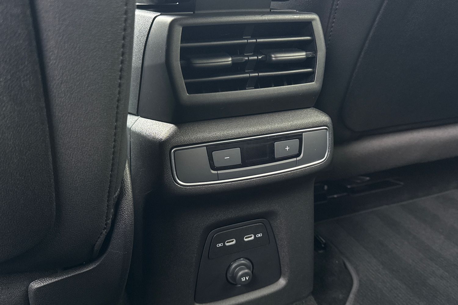 Used Audi Q4 e-tron 2025 for sale - 77601640: Photo 40