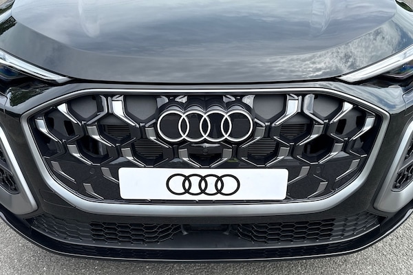 Used Audi Q5 2025 for sale - 74960969: Photo 31