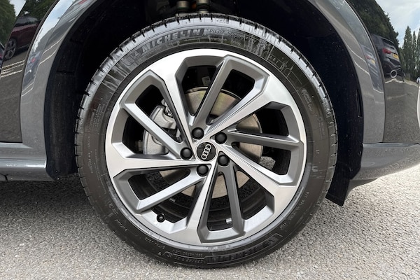 Used Audi Q5 2025 for sale - 74960969: Photo 9