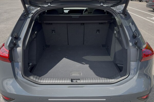Used Audi A6 e-tron Avant 2025 for sale - 75685876: Photo 6