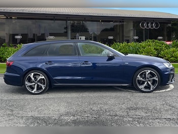 Used Audi A4 Avant 2024 for sale - 77820293: Photo