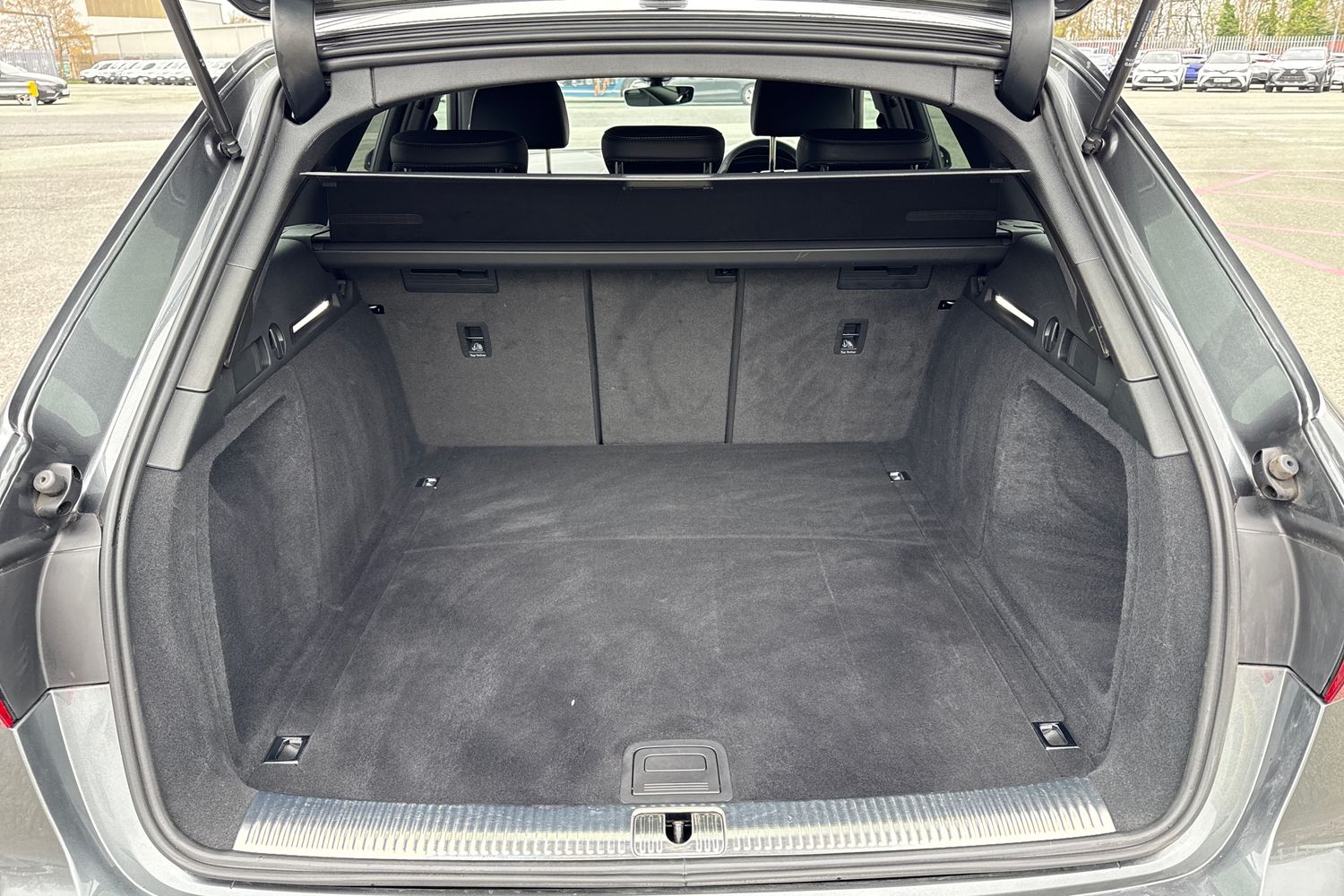 Used Audi A4 2023 for sale - 77904546: Photo 7