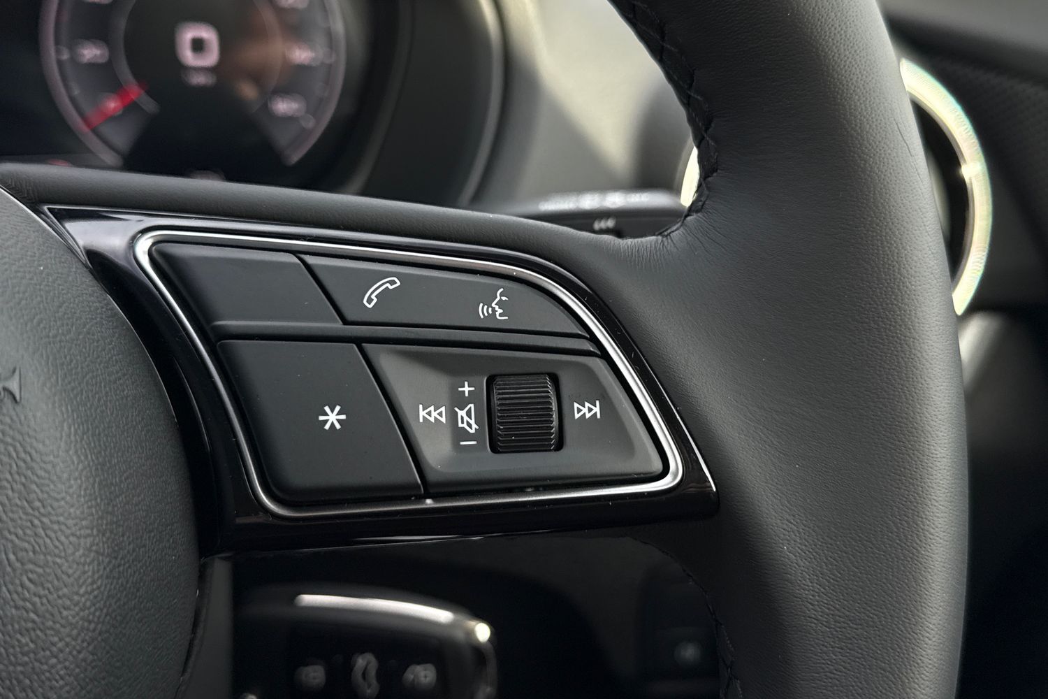 Used Audi Q2 2025 for sale - 77308824: Photo 35