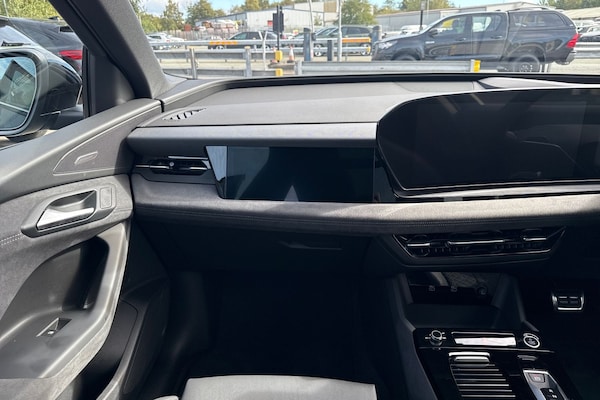 Used Audi Q6 e-tron 2025 for sale - 76220208: Photo 19
