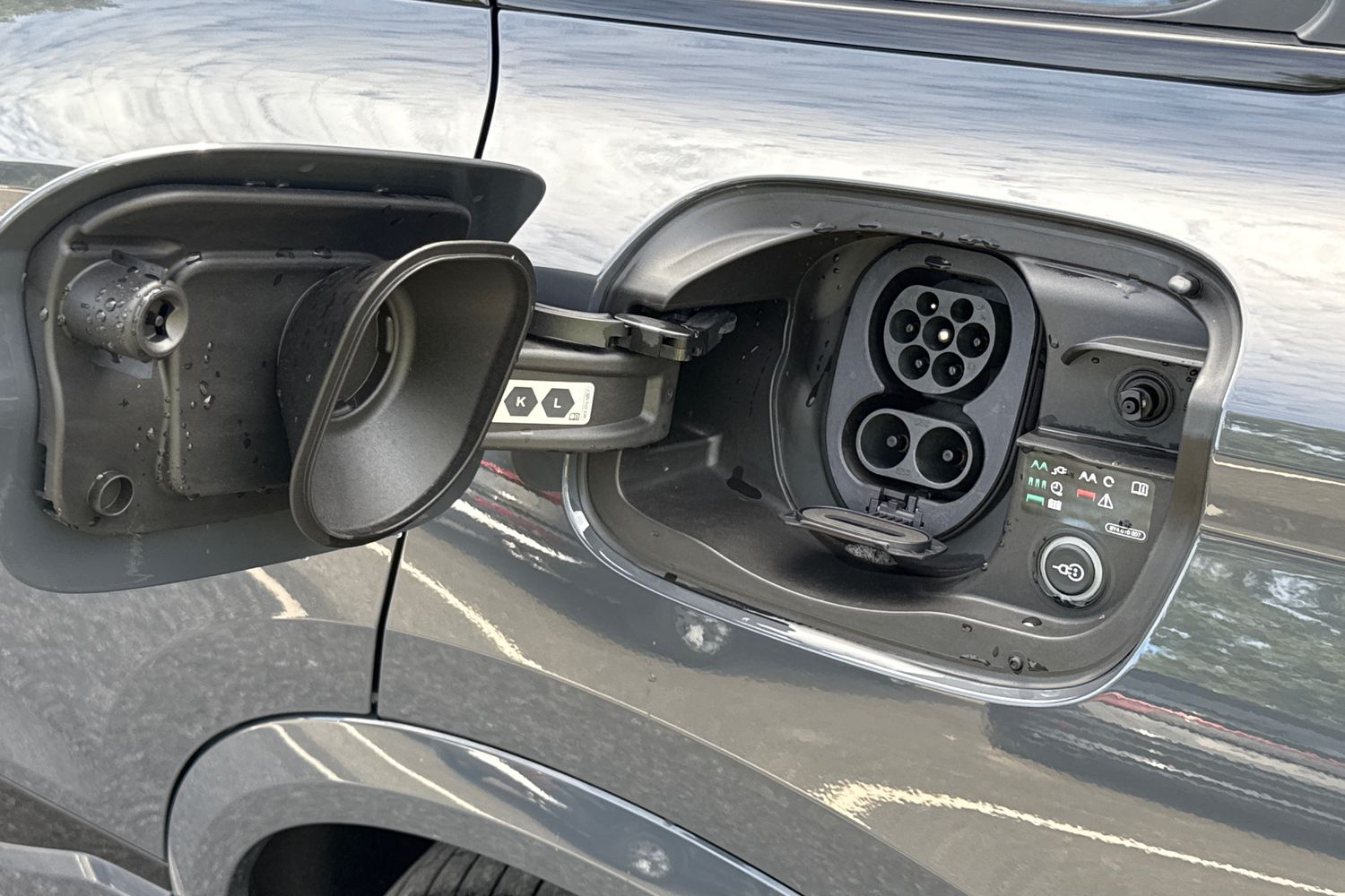 Used Audi Q6 e-tron 2025 for sale - 76220208: Photo 25