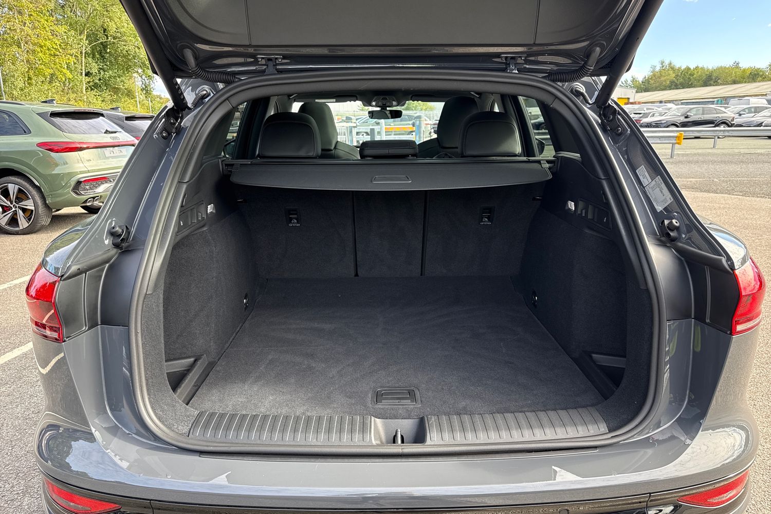 Used Audi Q6 e-tron 2025 for sale - 76220208: Photo 6