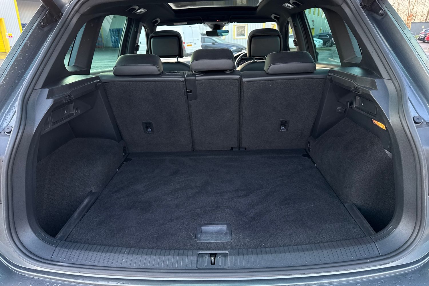 Used Volkswagen Tiguan 2020 for sale - 76968068: Photo 6