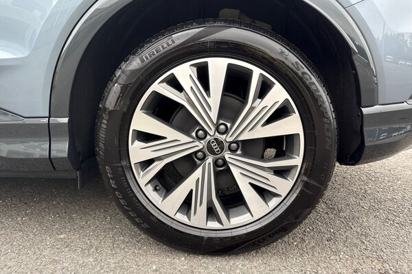 Used Audi Q4 e-tron 2025 for sale - 75557060: Photo 11