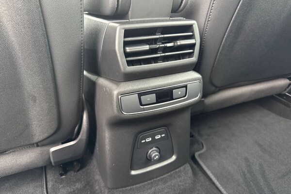 Used Audi Q4 e-tron 2025 for sale - 75557060: Photo 42