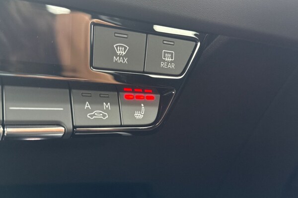 Used Audi Q4 e-tron 2025 for sale - 75557060: Photo 54