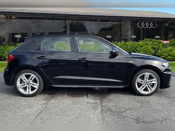 Used Audi A1 2023 for sale - 75987528: Photo