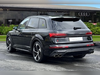Used Audi Q7 2022 for sale - 79121111: Photo