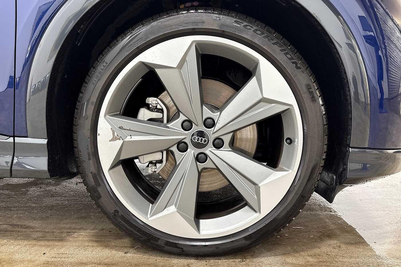 Used Audi Q4 e-tron 2025 for sale - 76520054: Photo 6