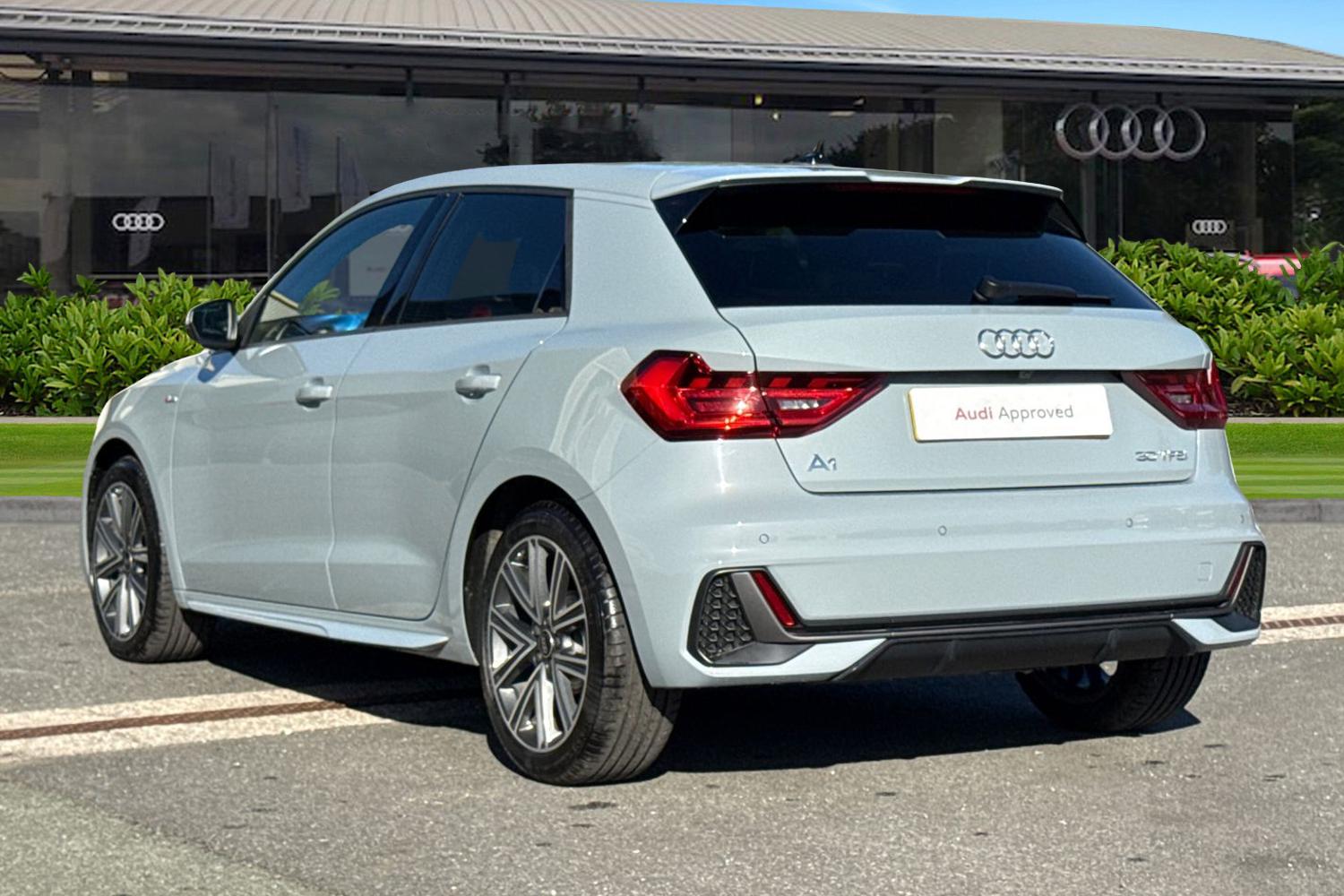 Used Audi A1 2025 for sale - 76065152: Photo 2