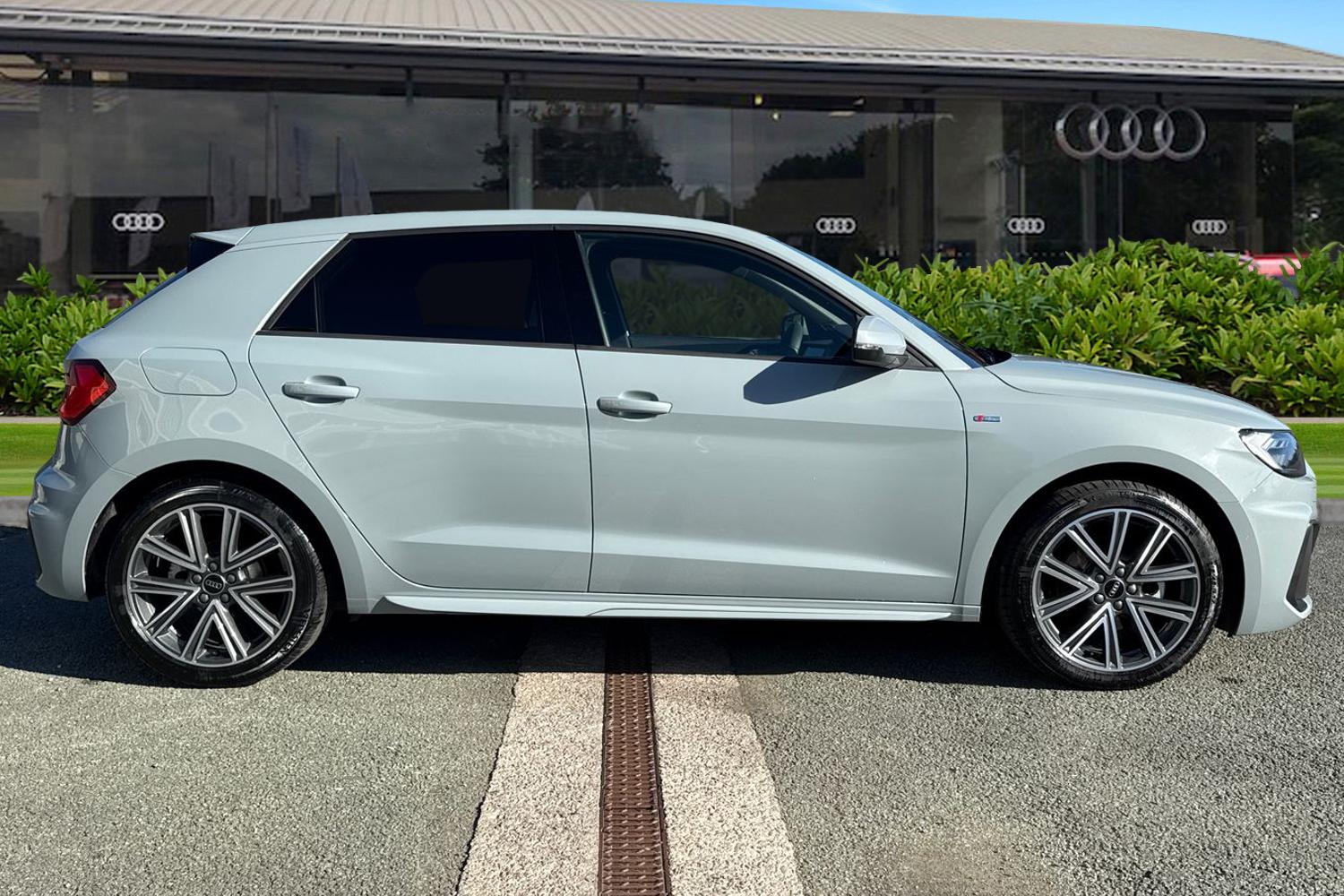 Used Audi A1 2025 for sale - 76065152: Photo 3