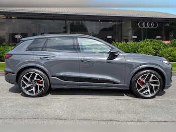 Used Audi Q6 e-tron 2025 for sale - 75786339: Photo