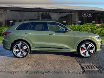 Used Audi Q5 2025 for sale - 76692382: Photo