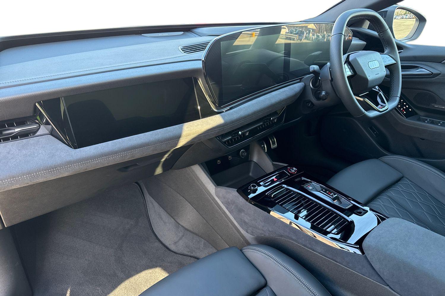 Used Audi S6 e-tron Avant 2025 for sale - 76558191: Photo 15