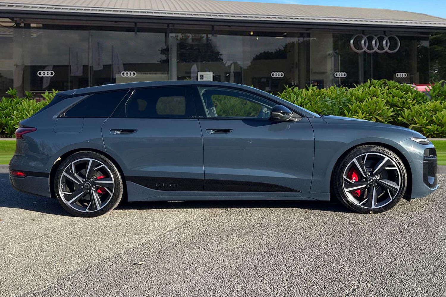 Used Audi S6 e-tron Avant 2025 for sale - 76558191: Photo 3