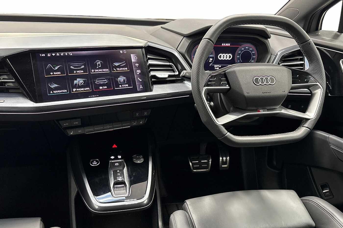 Used Audi Q4 e-tron 2024 for sale - 76520037: Photo 2