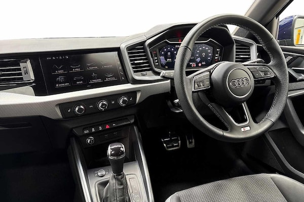 Used Audi A1 2025 for sale - 76250596: Photo 2