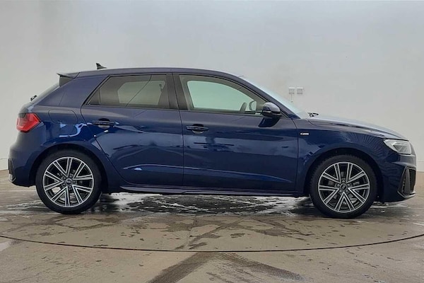 Used Audi A1 2025 for sale - 76250596: Photo 4