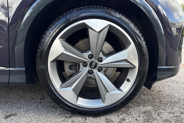 Used Audi Q4 e-tron 2024 for sale - 75793502: Photo 13