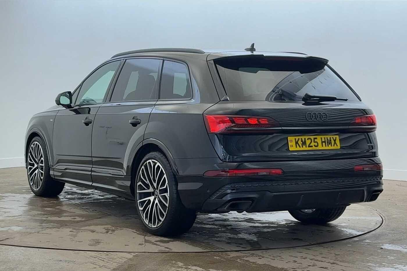 Used Audi Q7 2025 for sale - 76847869: Photo 3