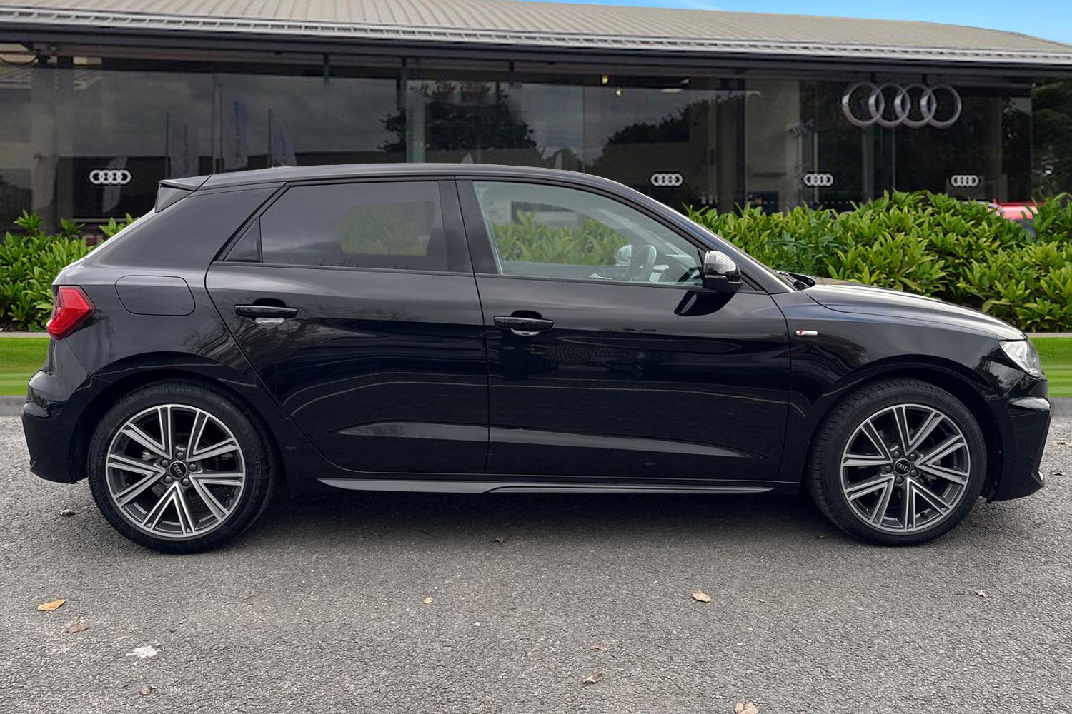 Used Audi A1 2025 for sale - 76515959: Photo 3