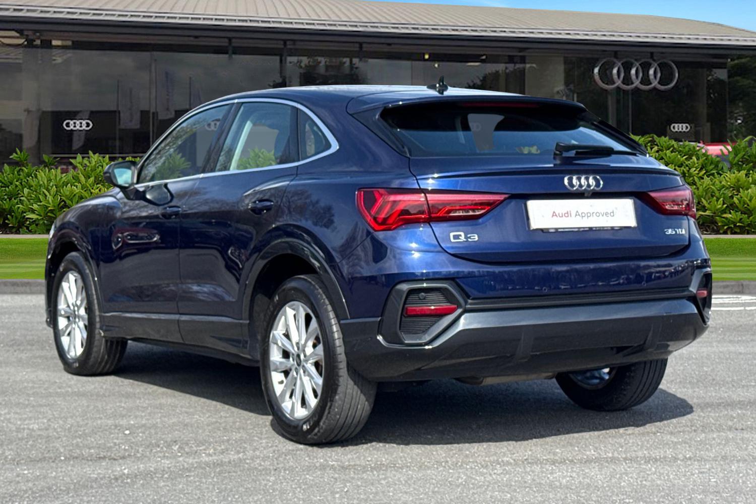 Used Audi Q3 2022 for sale - 78154893: Photo 2