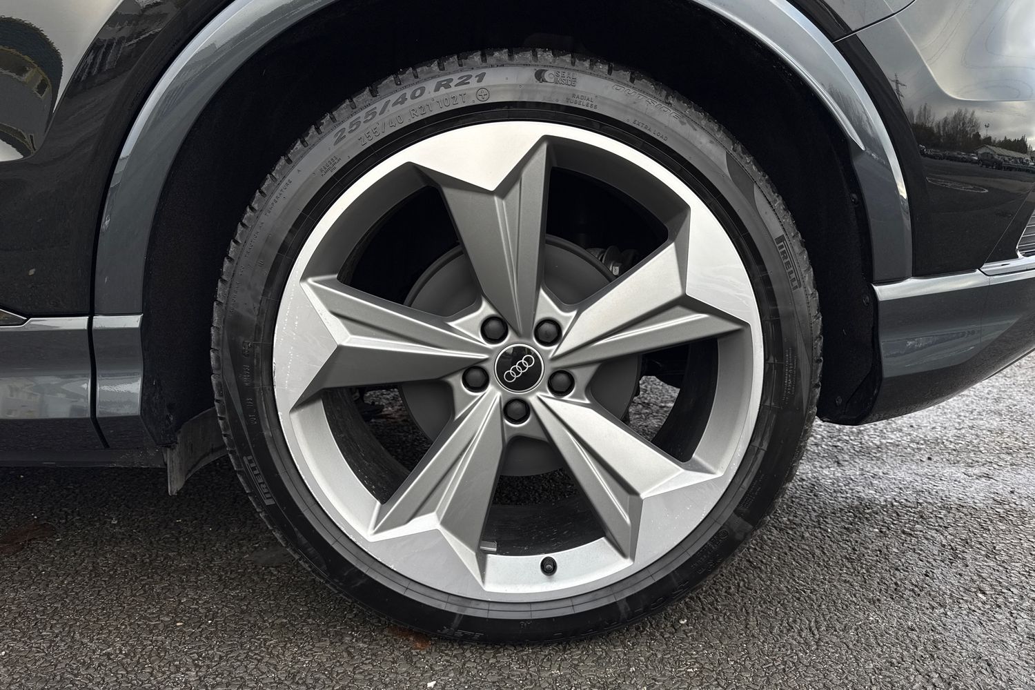 Used Audi Q4 e-tron 2025 for sale - 76508969: Photo 12