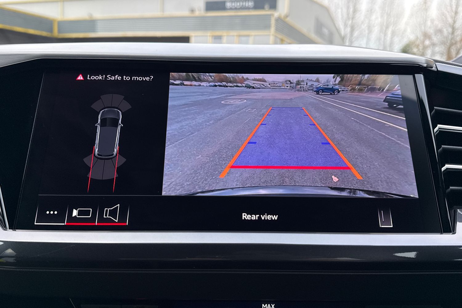 Used Audi Q4 e-tron 2025 for sale - 76508969: Photo 38