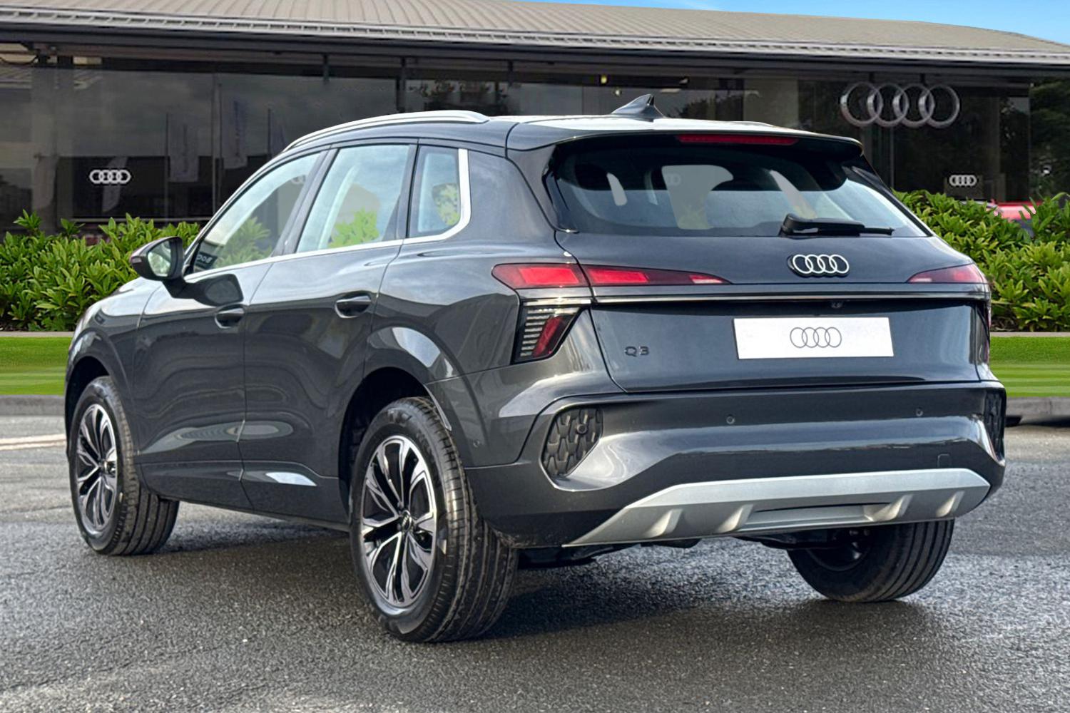 Used Audi Q3 2026 for sale - 77187467: Photo 2