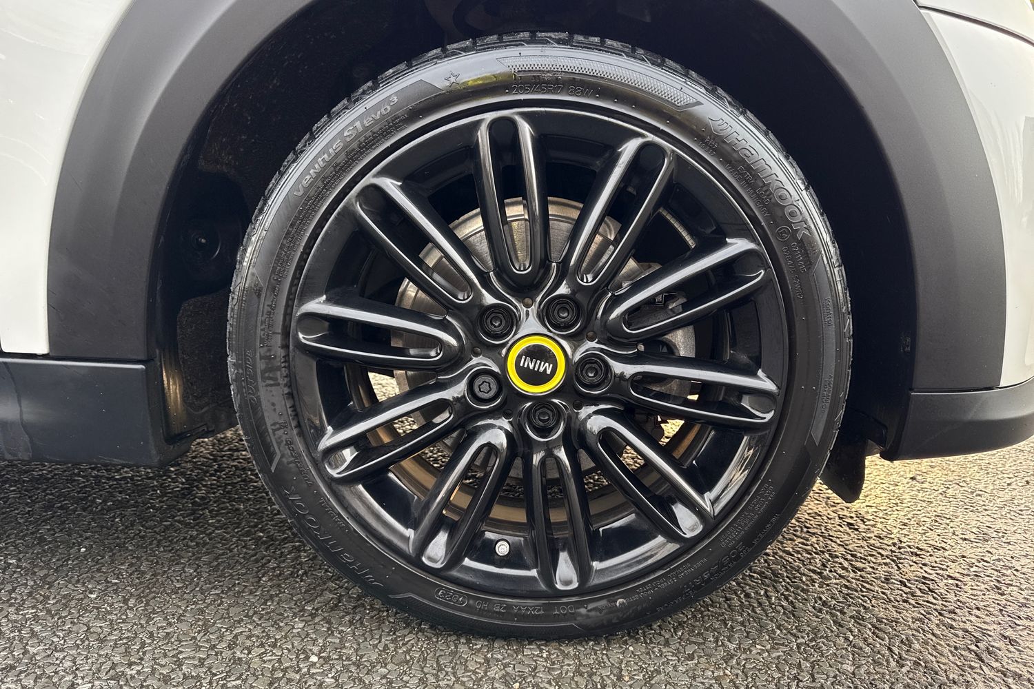 Used MINI Hatch 2023 for sale - 77032383: Photo 13