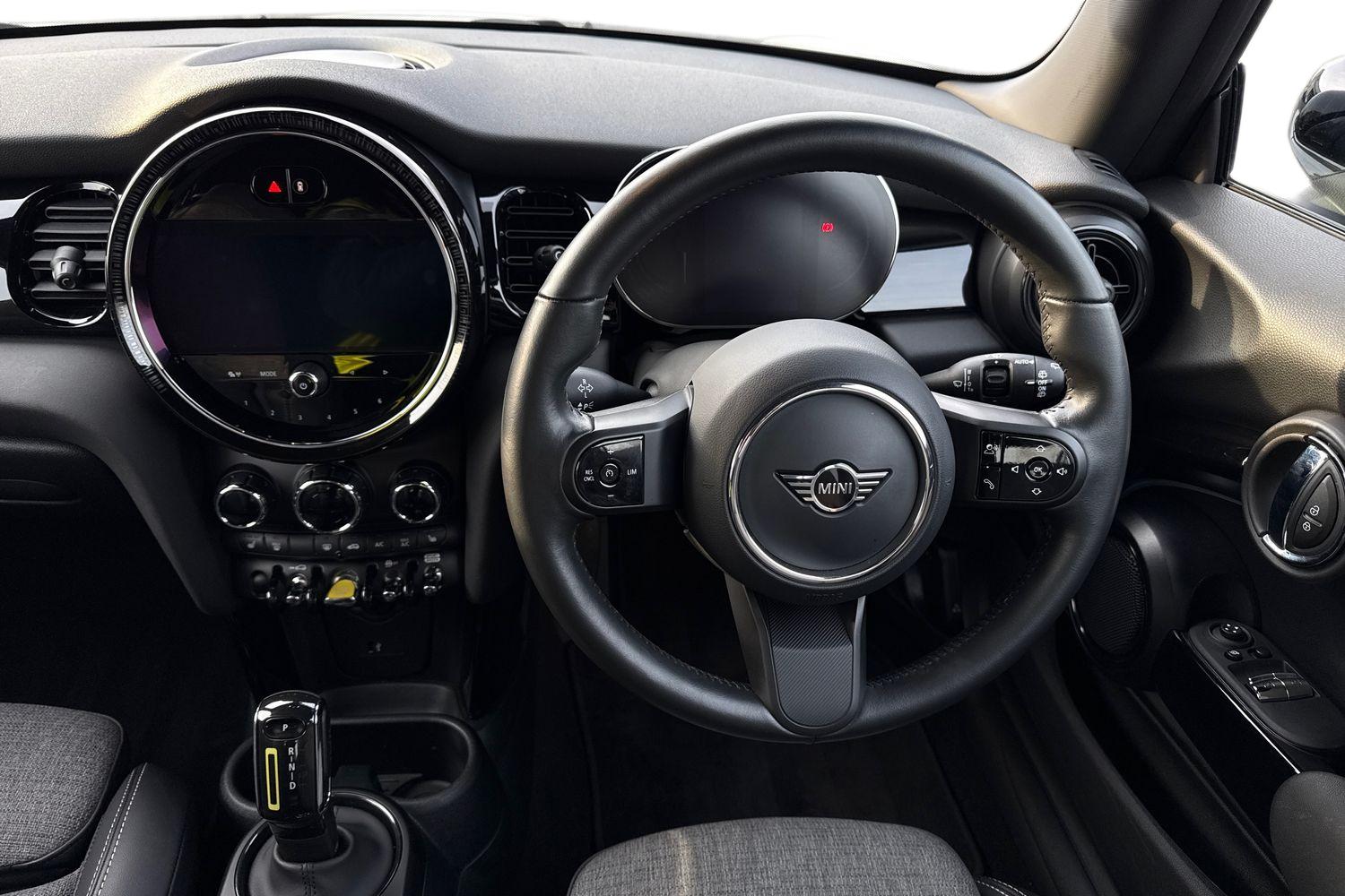 Used MINI Hatch 2023 for sale - 77032383: Photo 18