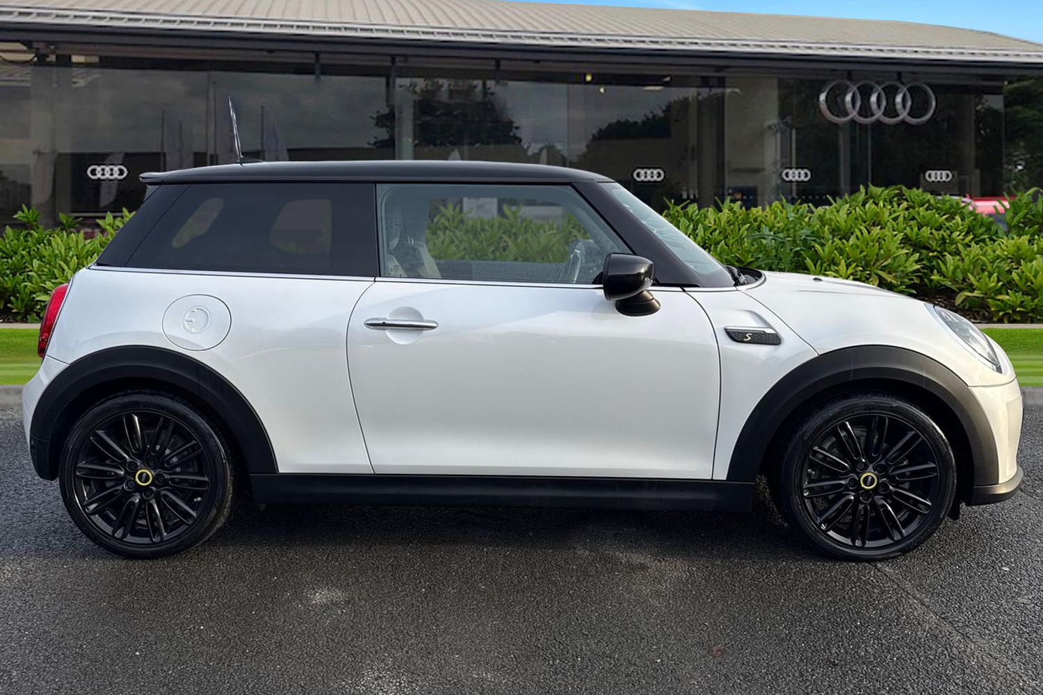 Used MINI Hatch 2023 for sale - 77032383: Photo 3