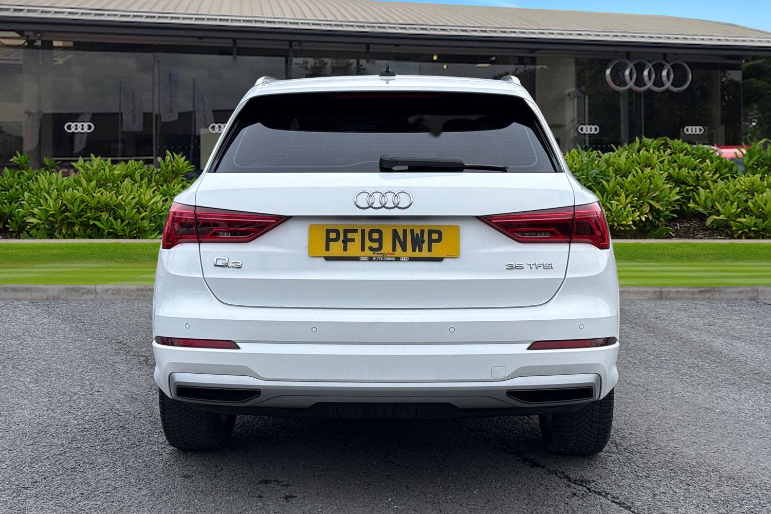 Used Audi Q3 2019 for sale - 77829527: Photo 4