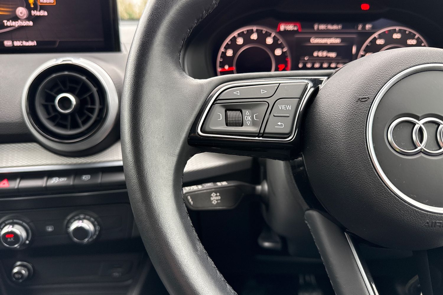 Used Audi Q2 2022 for sale - 77018904: Photo 32